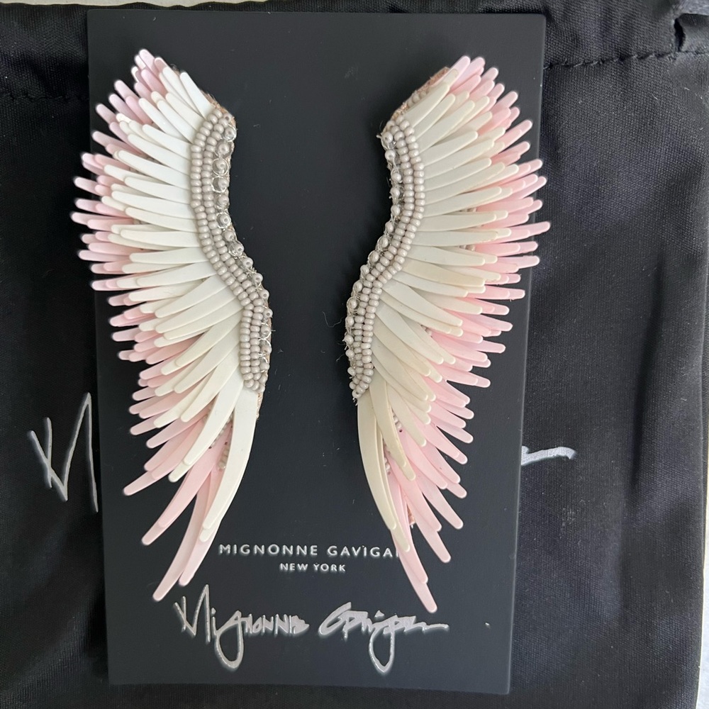 Mignonne Gavigan Madeline Earrings blush pink/ cream